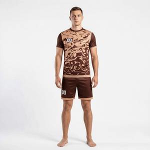 Uniforme de Fútbol Personalizado al por Mayor para Adultos, 100% Poliéster, Transpirable, de Secado Rápido, Camiseta y Pantalones Cortos, Logotipo del Equipo Impreso, Ropa Deportiva de Alta Calidad - Product Image 6