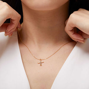 Colgante de Avión Chapado en Oro Amarillo con Piedras de Moissanita, Encanto Temático Adorable para Uso Diario, Joyería Unisex - Product Image 2