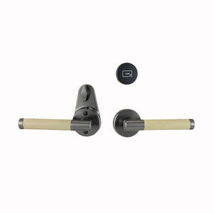 Serrure de porte intelligente pour hôtel, conception en bois grainé, personnalisée par l'usine OEM, déverrouillage par <span class=keywords><strong>carte</strong></span> RFID - Product Image 2
