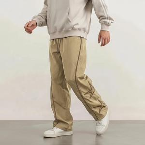 กางเกงจ็อกเกอร์ผู้ชายแบบมีกระเป๋า สกรีนโลโก้ได้ตามต้องการ สไตล์สตรีทแวร์ กางเกงวอร์มขาบานทรงสแตก - Product Image 2