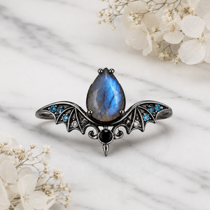 Bague de fiançailles Labradortie Bat Wing en argent sterling 925 massif, rhodiée noire, sertie de griffes, pour femme, style gothique, bague cocktail, vente en gros - Product Image 1
