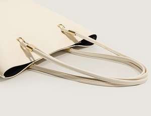 Latest Design Cowhide Leather Made Women Fashion <b>Bag</b> New Latest Design Coehide Leather Hand <b>Bags</b> Custom Color - Product Image 4