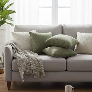 Juego de 5 Fundas de Almohada Decorativas SOGA, Color Verde Salvia, Terciopelo, con Cubierta de Punto Trenzado Crema - Product Image 3