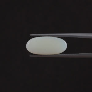 Opale blanche naturelle 100% naturelle, 4,23 carats, taille ovale, haute qualité, certifiée IGI, avec traitement par cire/huile, vente en gros, bijoux fins - Product Image 3