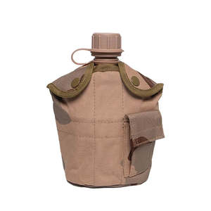 Gourde tactique d'extérieur 1L en plastique avec gobelet en aluminium pour le camping et la survie - Product Image 4