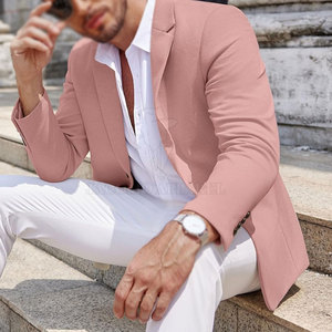 Manteau moderne pour homme avec tissu léger et doux offrant un confort quotidien et une apparence élégante et soignée, idéal pour une utilisation en extérieur - Product Image 6