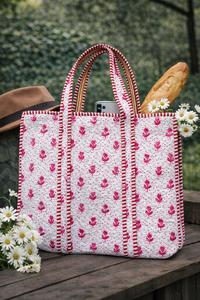 Bolso Tote para Mujer con Forro Acolchado de Algodón y Estampado de Bloques, Opciones al por Mayor para Bolsos Lavables, Organizadores, de Viaje y de Compras en Diversos Tamaños - Product Image 4