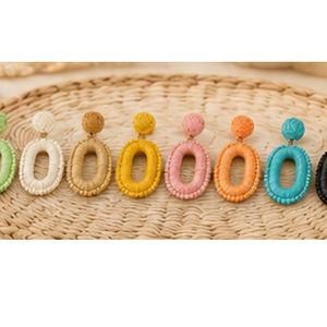 Boucles d'oreilles ovales en raphia faites à la main pour femmes, boucles d'oreilles bohèmes tendance, légères, bijoux de mode estivaux - Product Image 5