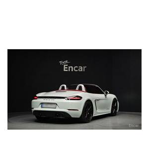 2024 para 718 4.0 GTS con Volante a la Izquierda, Asientos de Cuero, 5.272 km, Caja de Cambios Semiautomática, 400 CV de Potencia - Product Image 2