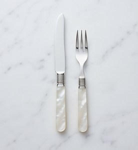 Elegante juego de cuchillo y tenedor con mango de perlas, cubiertos de acero inoxidable para bodas, vajilla de mesa y cenas formales. - Product Image 1