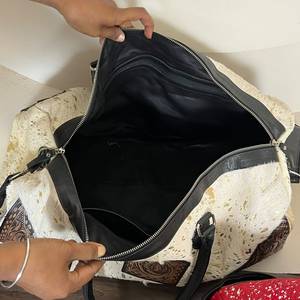 Super September Wholesale Genuine Hair On Metallic Cowhide <b>Leather</b> <b>Duffel</b> <b>Bag</b> Western Tooled Large Capacity Travel <b>Bag</b> for Women - Product Image 6