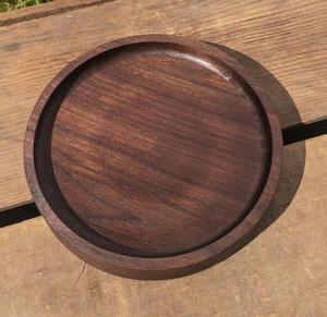 Plateau de rangement en bois de noyer poli, monogrammé, écologique, sans plomb, compatible congélateur, pour clés, pièces de monnaie et bijoux - Product Image 2