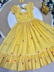 Robe en coton mignonne et colorée pour bébés filles - Traditionnelle, séchage rapide et sans plis, pour toutes les saisons - Product Image 4