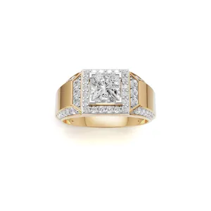 Anillo de Diamantes para Hombre Royal Frame en Oro Amarillo de 18K, Corte Redondo y Princesa, con Certificado IGI y Claridad VVS, en Venta - Product Image 1