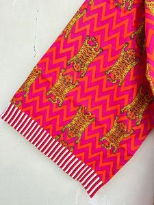 Kimono rojo de estilo japonés hecho a mano indio con estampado de tigre - Product Image 4