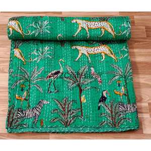 Juego de Edredón de Algodón Orgánico Estampado a Mano, Diseño Tradicional de Lujo, Estilo Kantha Vintage, Transpirable, Ecológico, para Todas las Estaciones - Product Image 1