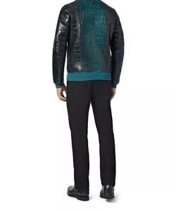Chaqueta Bomber para Hombre con Estampado de Cocodrilo Degradado, Cuello Camisero, Cierre Frontal con Cremallera, Corte Ajustado Informal, Impermeable para Otoño - Product Image 1