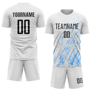 Conjunto de Uniforme de Baloncesto de Última Moda, Ajuste Cómodo con Colores y Logotipo del Equipo Personalizables, Uniformes de Baloncesto Personalizados - Product Image 3
