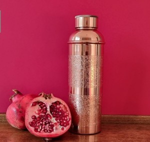 Bouteille d'eau en cuivre imprimée de qualité export avec couvercle anti-fuite sécurisé – Bouteille métallique haut de gamme pour la vente en gros - Product Image 3