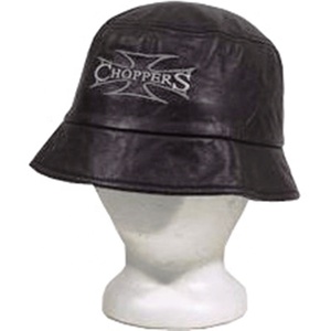 Gorro de piel para la cabeza con bordado de Cruz de Hierro, gorro de camionero de estilo liso con bordado de cruz de hierro para deportes de invierno - Product Image 1
