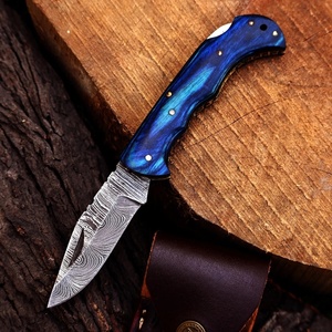Couteau pliant artisanal de haute qualité en acier Damas avec manche en bois et étui en cuir – Vente en gros de couteaux de survie et de camping - Product Image 5