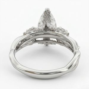 Anillo de Compromiso de Oro Blanco de 8K con Diamante Central Marquise de 3 CT, 4.15ctw, Joyería Fina con Diseño Floral Inspirado en la Naturaleza - Product Image 4