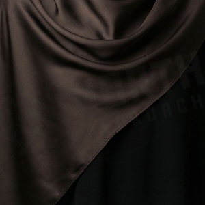 Hiyab de poliéster de color sólido para mujer, tela jersey, agradable al tacto, para uso diario, pañuelo étnico de Oriente Medio. - Product Image 4