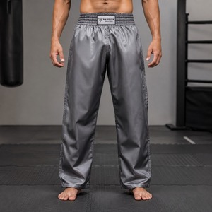 Pantalon de kick-boxing de haute qualité, conçu pour l'exercice quotidien, les séances de sparring et les programmes d'entraînement professionnels. - Product Image 1