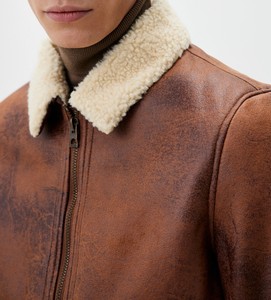 <b>Men's</b> Genuine <b>Leather</b> Bomber <b>Jacket</b> With Faux Fur Lining Windproof Winter Casual Thick Zipper Closure Regular Fit - Product Image 3