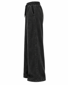 Pantalon unisexe noir écologique respirant à jambes larges, taille à cordon, poches latérales, coupe décontractée, longueur normale, tissu tissé - Product Image 1