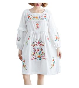 Tunique à col en V blanc brodé pour femmes, manches longues, 100% coton, haut d'usine, élégant et bon marché pour l'été - Product Image 1