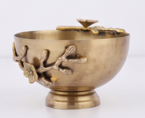 Elegant Gold Plated Floral Decorative <b>Bowl</b> Perfect For Salad Fruit Nuts Ideal <b>Metal</b> <b>Bowl</b> For Hotel Dining Table And Wedding Deco - Product Image 3