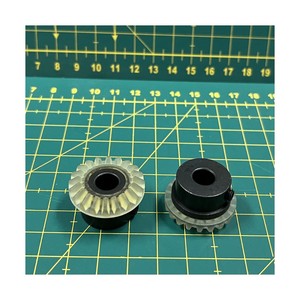 163999 Arbre inférieur en acier pour engrenage vertical de machine à coudre domestique, pièces détachées fabriquées à Taïwan - Product Image 2