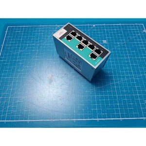 Commutateur Ethernet industriel Moxa EDS-208A d'occasion – Pièces détachées d'équipement semi-conducteur de génération précédente - Product Image 3