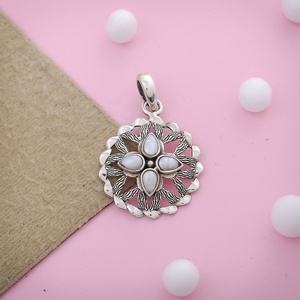 925 Sterling Silver Mother of Pearl Flower Pendant Vintage Floral Charm Jewelry Wholesale Jewellery Manufacturer - Product Image 1