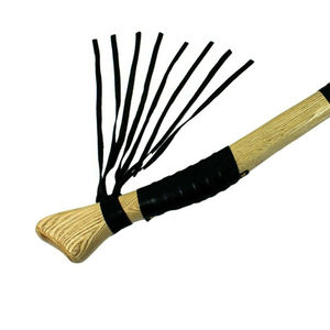 Hache à main en acier au carbone forgé à la main SHORT SIGN INDUSTRY, tête de type Dirilis Turgut Alp, lame solide, manche en bois d'olivier, enveloppé de cuir - Product Image 5