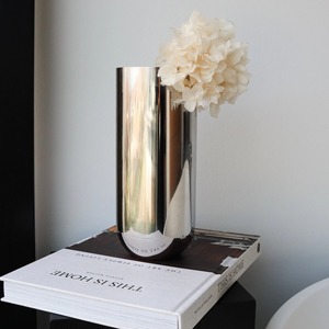 Modern Metal <b>Cylinder</b> <b>Vase</b> With Geometric Cutouts For Home Decorative Plant Display - Product Image 3
