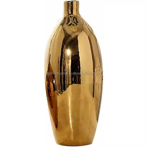 Vase à fleurs Design élégant Vase en fer couleur or pour décorations de centre de table de mariage Décoration intérieure par Azora industries - Product Image 3