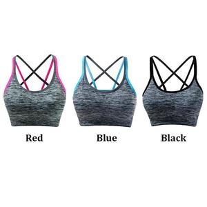 Ensemble de yoga sans couture pour femme avec soutien-gorge de sport à maintien moyen et logo personnalisé 2026 – Grande taille - Product Image 1