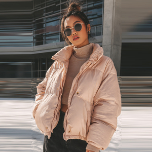 Chaqueta de plumón para mujer, ligera, acolchada, para invierno, con cuello alto. - Product Image 1