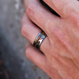 Anillos de Acero de Damasco con Textura en Capas, Hechos a Mano por FOX IMPEX, Joyería Moderna y Duradera, Negro Mate - Product Image 6