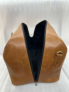 Bolsa de Viaje de Cuero Genuino de Lujo con Bloques de Color Personalizados, 20x10x11 Pulgadas, Resistente, para Hombre, Elegante, para Fin de Semana - Product Image 2