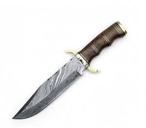 Couteau utilitaire fixe lourd en acier Damas à double courbure avec poignée en bois de noyer et crossguard en laiton - Product Image 5