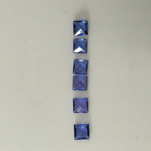 แทนซาไนต์สีน้ำเงินธรรมชาติ 5.5 มม. ทรงสี่เหลี่ยม คุณภาพดีที่สุด พลอยหลวมสำหรับทำเครื่องประดับ รีดดิ้ง เมาน์เทน เจมส์ - Product Image 3