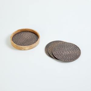 Sous-verres en acier inoxydable de qualité supérieure avec base antidérapante pour la protection des tables de maison, de bureau ou de bar. Disponibles à la vente. - Product Image 6