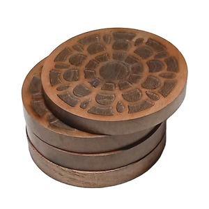 Sous-verres en bois noyer Décoration de table et accessoires Caractéristique écologique Dessous de verre en bois Décor à la maison - Product Image 5