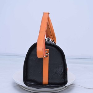 Sacs de voyage pour hommes en cuir véritable de luxe avec doublure en polyester, finition Crazy Horse tendance, fermeture à glissière - Product Image 4