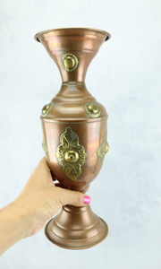 Vase de table en laiton fait main, décoration florale traditionnelle, vase rond en métal pour la décoration intérieure, vase décoratif en cuivre - Product Image 6