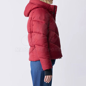 <b>Smart</b> Winter Outfit <b>Women</b> Puffer <b>Jackets</b> Lightweight Material Comfortable City Wear Stylish For Online Sale - Product Image 3