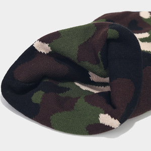 MILIENZ Bonnets d'hiver noirs pour femmes, coupe ajustée, coupe-vent, avec logo personnalisé OEM, motif imprimé numérique et jacquard à motifs de personnages - Product Image 6